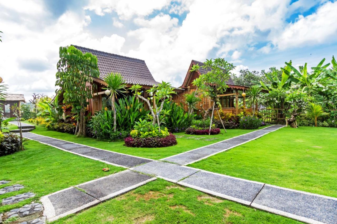 Bali Natha Beach Front Hotel Canggu  Exterior photo