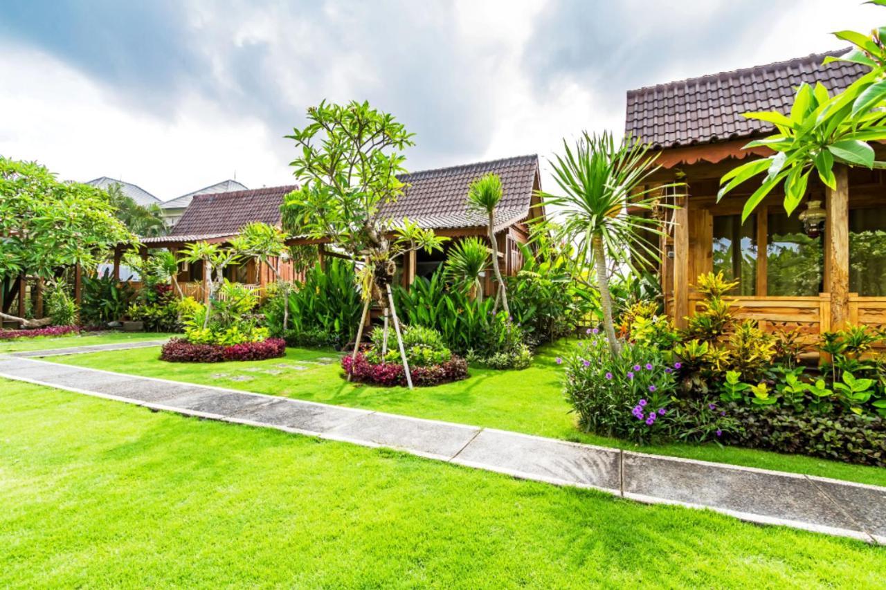 Bali Natha Beach Front Hotel Canggu  Exterior photo